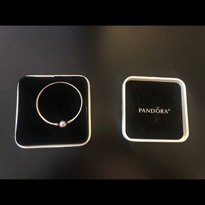 Limited Edition Pandora Dainty Bow Bracelt